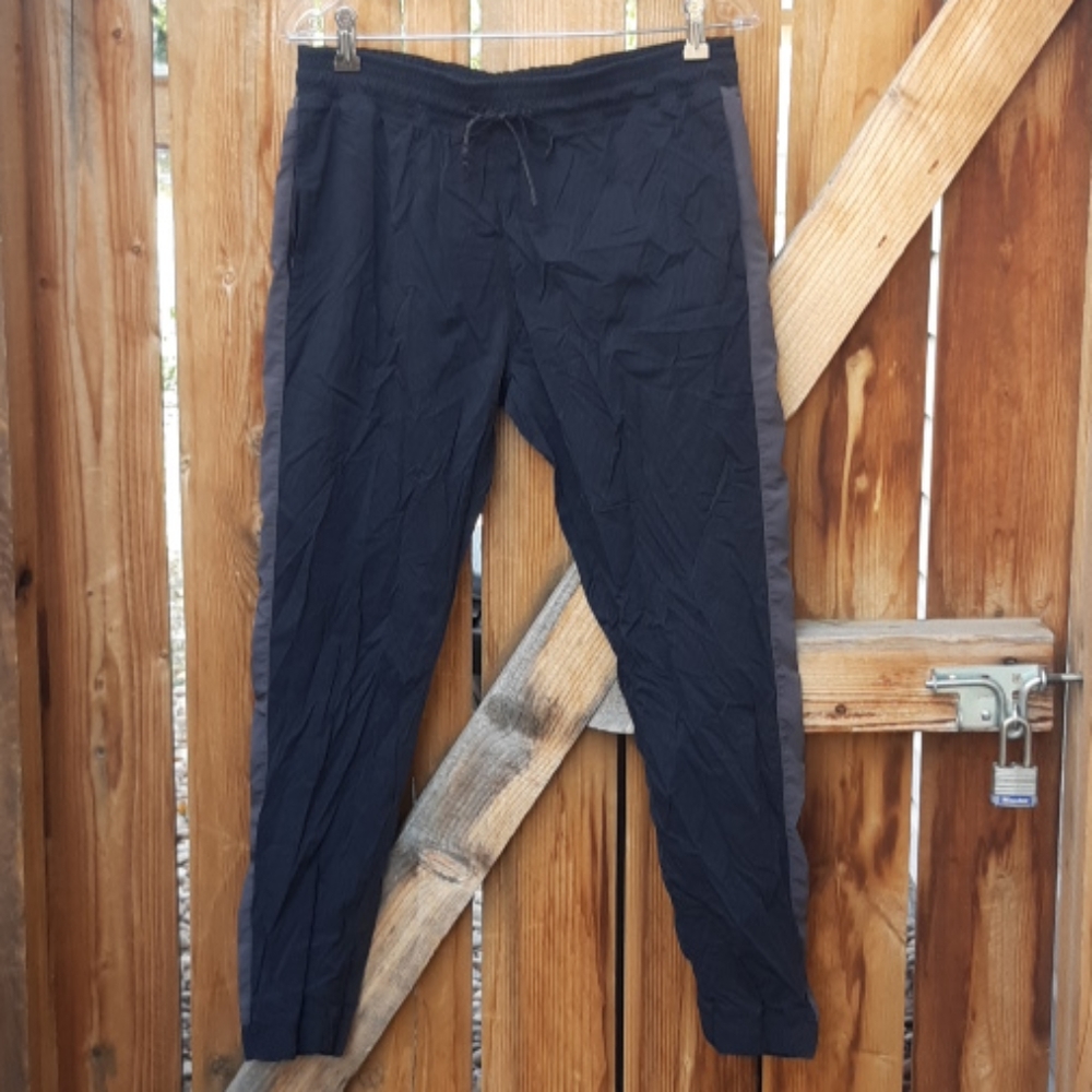 Fabletics athletic joggers pants black gray large